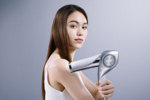 ReFa DRYER BX Leaflet / Key Visual